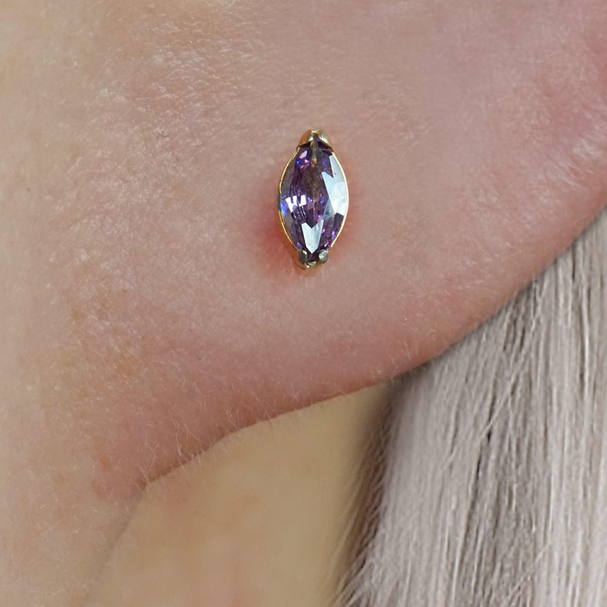 Color_ALL;flat back piercings-8