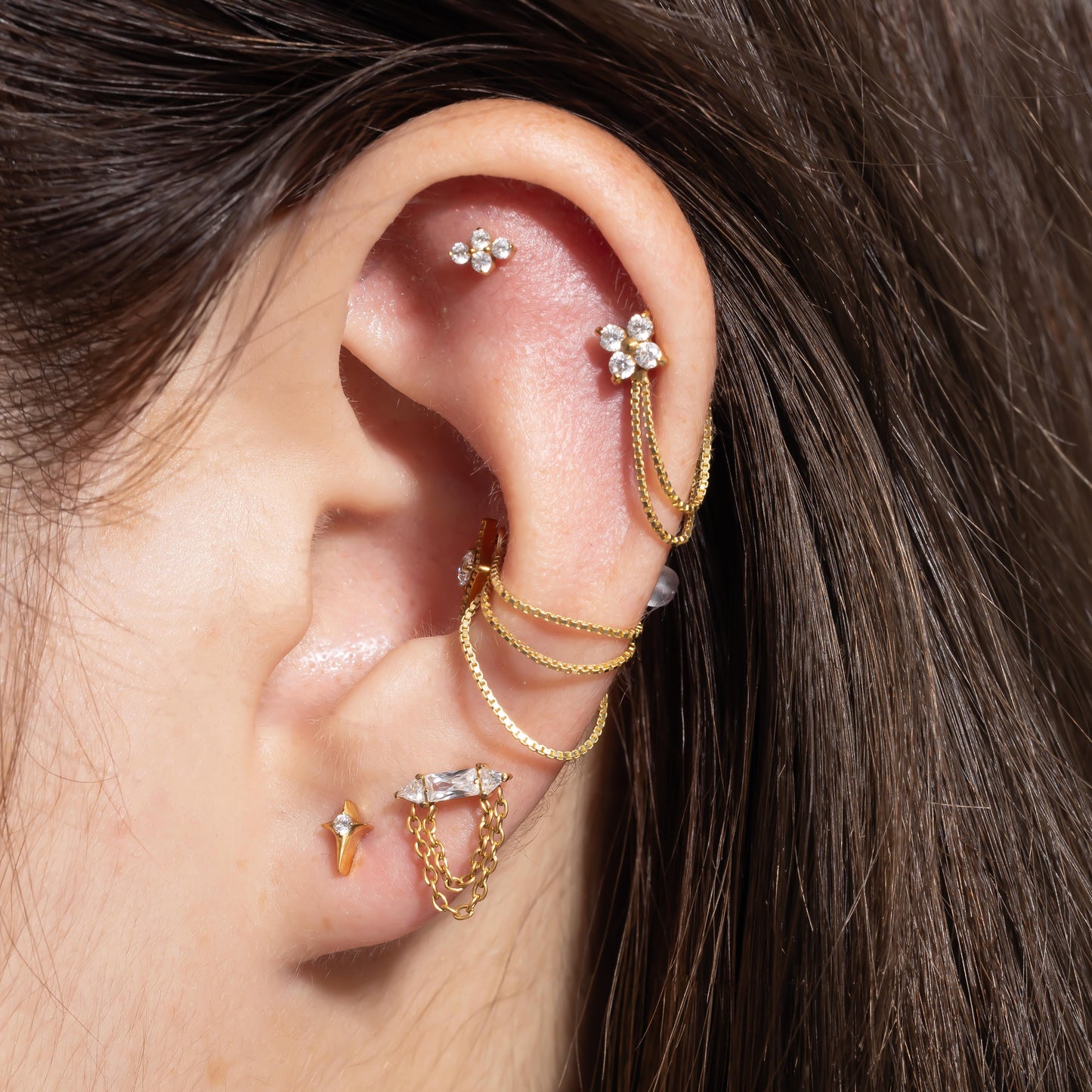 Rhea – Crystal Bar & Chain Push Pin Flatback Stud